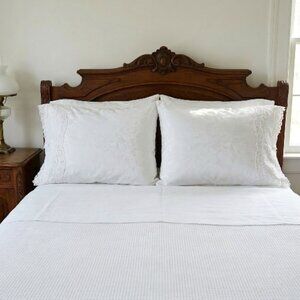 NIP Paperwhite Standard Pillowcases PAIR White Ornate Lace Jacquard Cotton USA